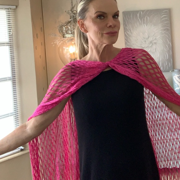 Tik Tok pink fishnet, Scarf NWT - Picture 3 of 10